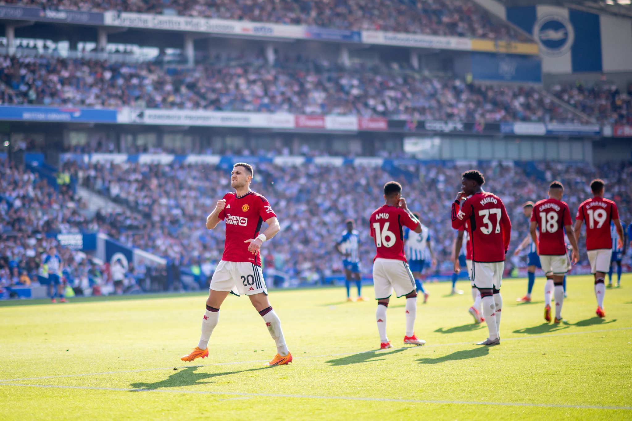 暗示離隊？塔利斯卡曬老東家球衣照片 恒大或連失2外援.